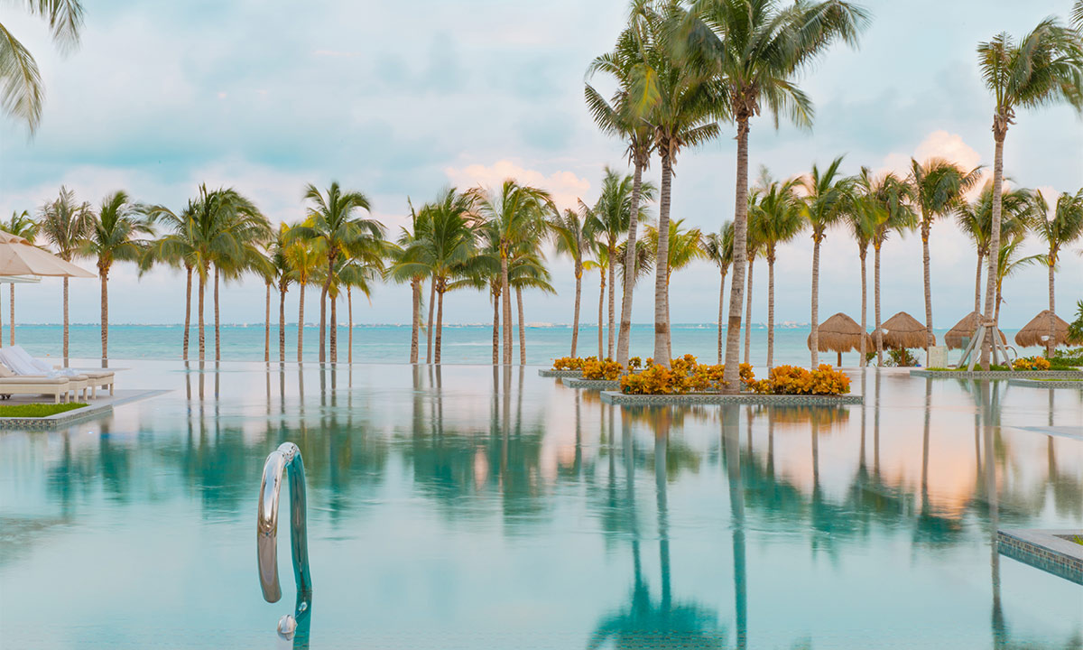 garza-blanca-cancun-piscina