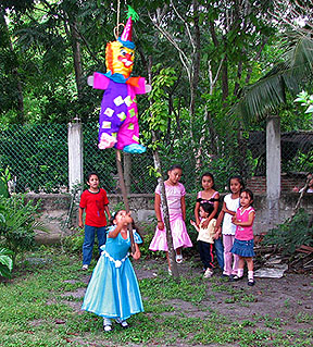 piñata de cumpleaños mexicana