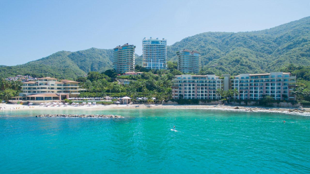 garza blanca y hotel mousai puerto vallarta