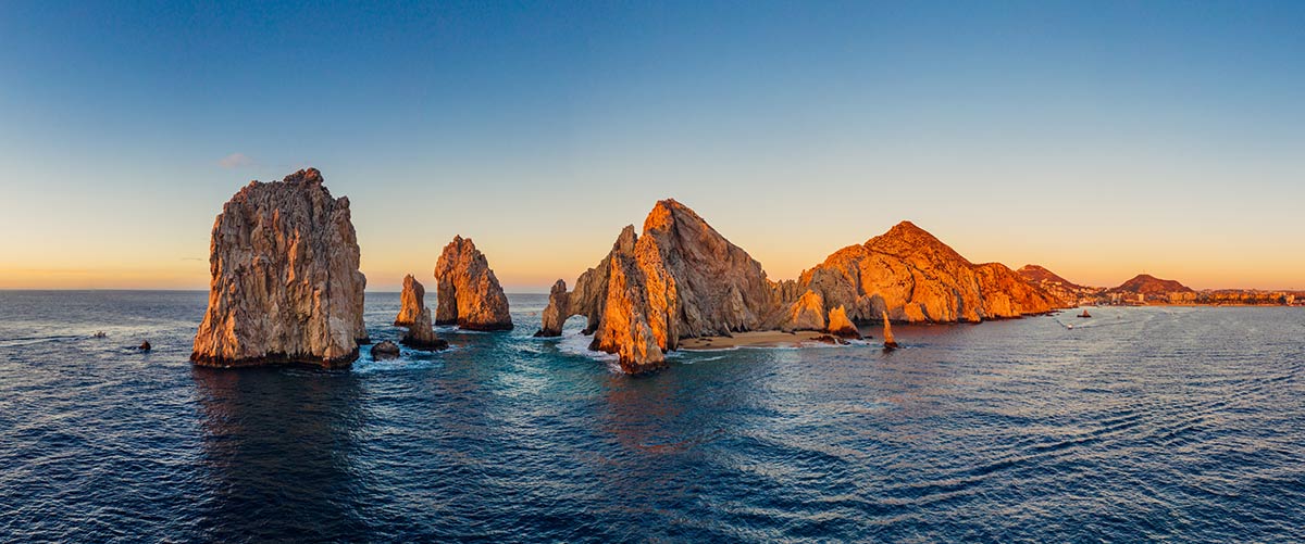 Los cabos aguas claras y limpias