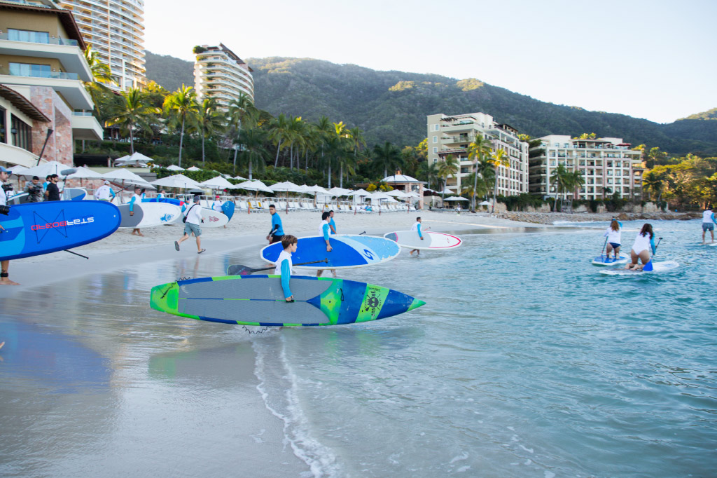 Carrera de Stand Up Paddle en Puerto Vallarta